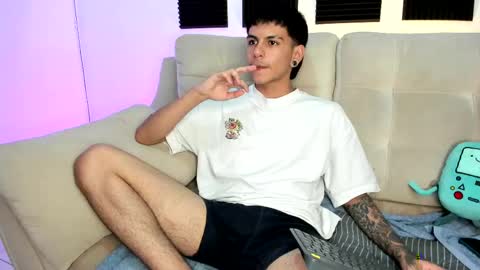 Austin online show from April 14, 7:31 pm