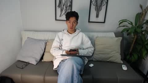 austinreeds online show from November 18, 2:54 pm