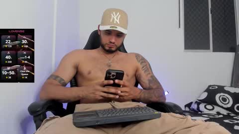 AustinTorres  online show from February 14, 2:08 am