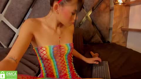 ava_bonny online show from October 8, 5:49 am