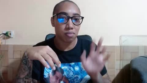 Snapshot of ava_f0xy chatting on February 19, 1:45 am Ava Jordana online show from February 19, 1:45 am