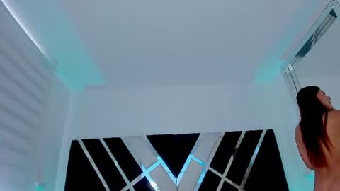 Ava Fontana online show from August 1, 8:30 pm