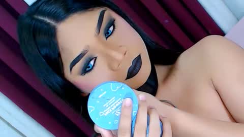 Snapshot of ava_lux chatting on October 23, 9:41 am Ava online show from October 23, 9:41 am