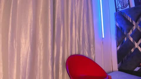 Snapshot of ava_wilde chatting on January 9, 7:59 pm Ava Wilde online show from January 9, 7:59 pm