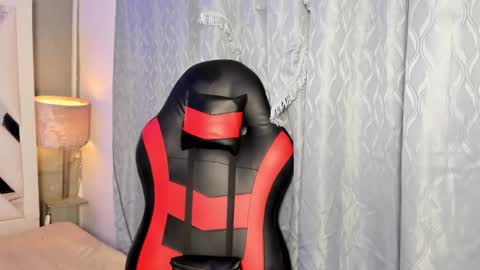 Snapshot of ava_wilde chatting on January 16, 7:51 pm Ava Wilde online show from January 16, 7:51 pm