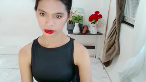 avacadaxcx online show from March 19, 5:33 am