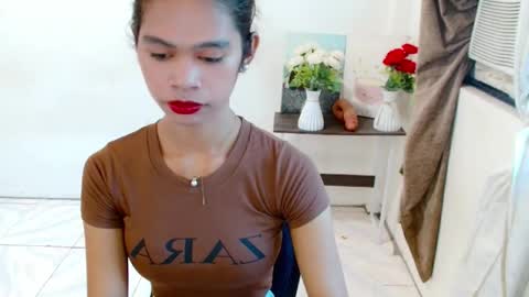 avacadaxcx online show from April 18, 12:58 am