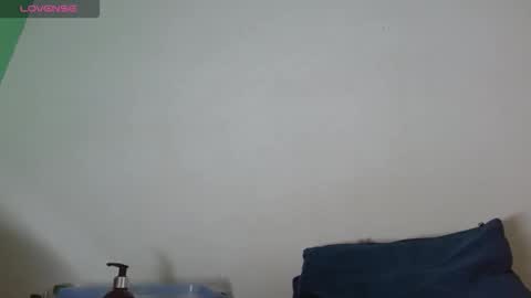 avalericherrycm101 online show from April 21, 1:42 am