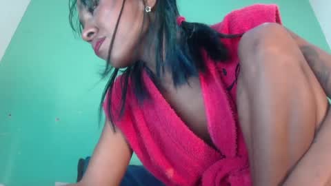 avaleri cherry online show from July 11, 12:13 am