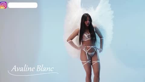 Avaline Help me reach 100 likes TRANSMISSION EVERY DAY FROM 39 PM online show from December 25, 2:14 am