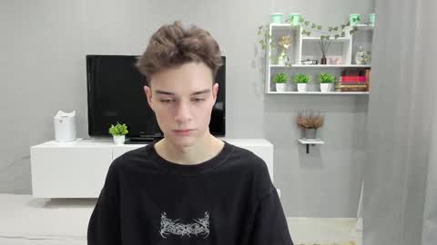 Snapshot of avegothy chatting on February 14, 12:36 pm gothy 3 online show from February 14, 12:36 pm