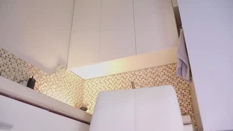 Snapshot of aveksmr chatting on October 29, 4:09 pm Kate online show from October 29, 4:09 pm