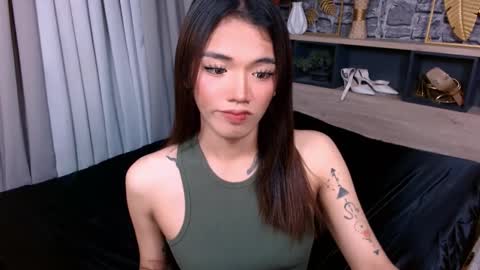 Avery online show from February 19, 7:43 pm