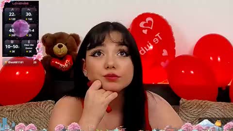 AveryWillow online show from February 14, 8:26 pm