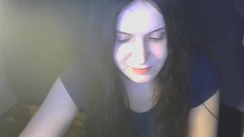 avialenne online show from April 15, 7:58 pm