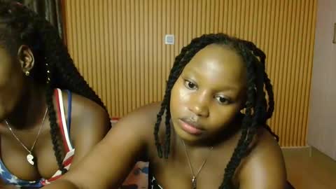 Snapshot of avian_talya chatting on November 11, 4:51 pm Avian online show from November 11, 4:51 pm