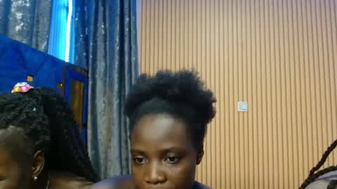 Snapshot of avian_talya chatting on November 29, 3:31 am Avian online show from November 29, 3:31 am