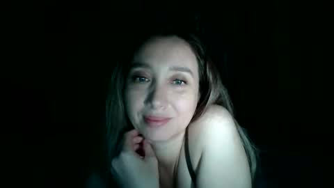 Snapshot of avinelra chatting on April 21, 3:28 pm avinelra online show from April 21, 3:28 pm