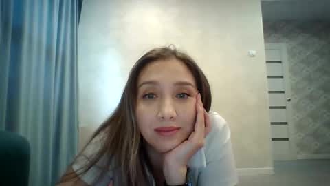 Snapshot of avinelra chatting on May 28, 3:53 pm avinelra online show from May 28, 3:53 pm