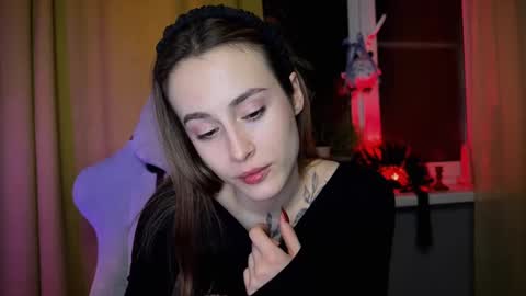 Snapshot of aviva_faith chatting on December 8, 10:03 pm Aviva online show from December 8, 10:03 pm