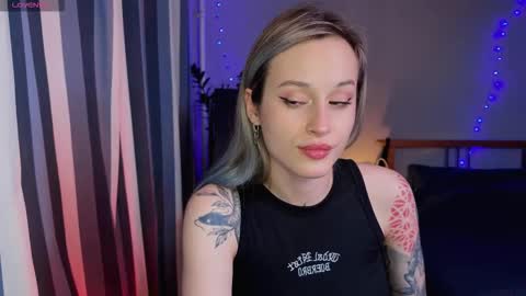 Snapshot of aviva_faith chatting on October 12, 5:23 pm Aviva online show from October 12, 5:23 pm