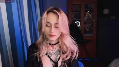 Snapshot of aviva_faith chatting on November 10, 4:39 pm Aviva online show from November 10, 4:39 pm