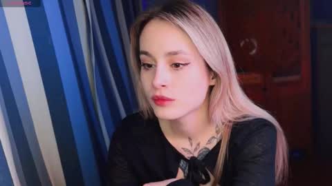 Snapshot of aviva_faith chatting on November 20, 6:07 pm Aviva online show from November 20, 6:07 pm