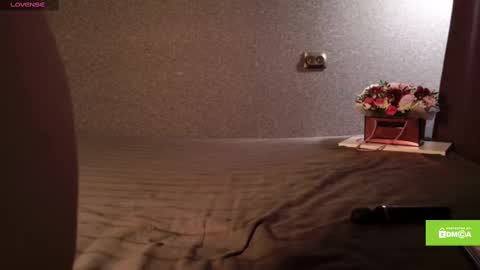 avr0ria online show from March 7, 10:35 am