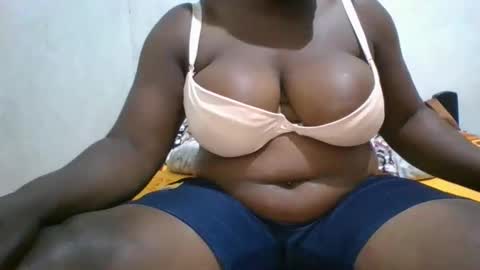 avril254 online show from January 9, 6:31 pm