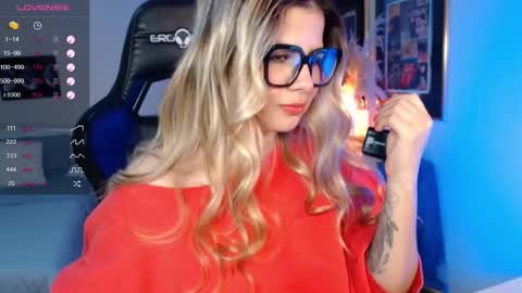 Snapshot of avrill_morgan chatting on February 13, 7:10 pm Avrill Morgan online show from February 13, 7:10 pm