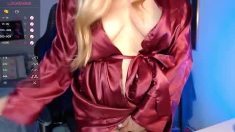 Snapshot of avrill_morgan chatting on February 28, 8:50 pm Avrill Morgan online show from February 28, 8:50 pm