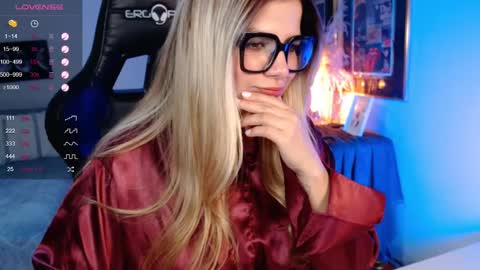 Snapshot of avrill_morgan chatting on February 28, 11:56 pm Avrill Morgan online show from February 28, 11:56 pm