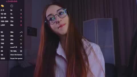 Snapshot of avrillemell chatting on September 12, 9:04 pm Avril online show from September 12, 9:04 pm