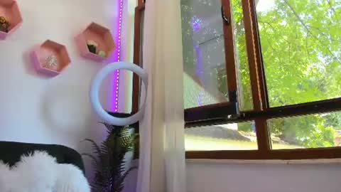 Jolie online show from July 21, 9:11 am