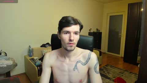 Snapshot of awesome_justin chatting on February 8, 9:15 pm Justin online show from February 8, 9:15 pm