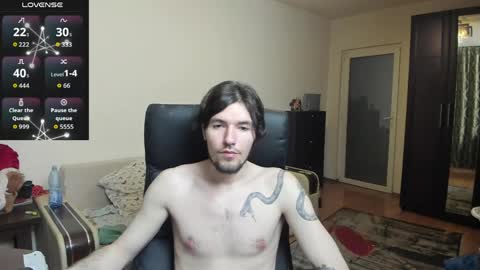 Snapshot of awesome_justin chatting on May 18, 8:58 pm Justin online show from May 18, 8:58 pm