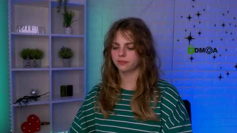 awesomeemma_ online show from May 21, 7:32 pm