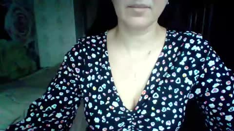 awesomeladyy online show from December 30, 9:37 am