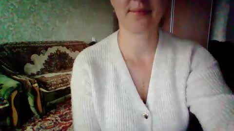 awesomeladyy online show from October 7, 12:57 pm