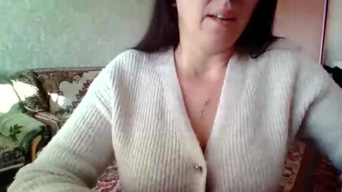 awesomeladyy online show from November 1, 10:06 am