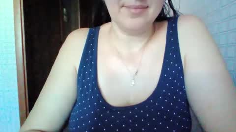 awesomeladyy online show from March 4, 8:20 am