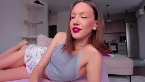 Awgustina online show from February 2, 9:19 am