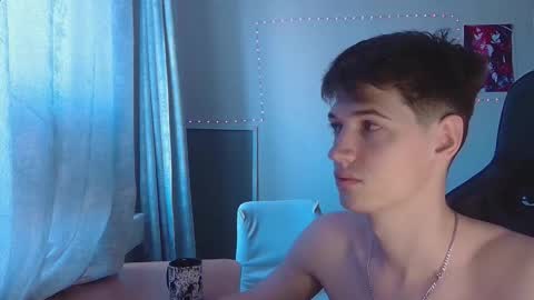 Snapshot of axel_0ne chatting on February 26, 10:47 am axel_0ne online show from February 26, 10:47 am