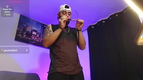 Independiente Model online show from February 18, 11:50 am