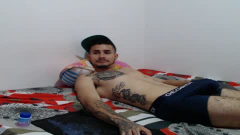 Axel online show from January 19, 2:06 pm