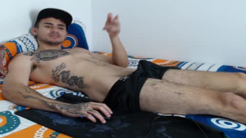 Axel online show from February 3, 4:20 pm