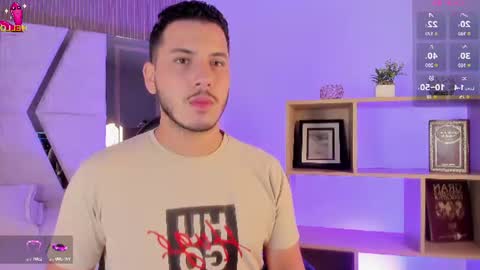 Snapshot of axel_grey_ chatting on June 13, 12:36 pm axel_grey_ online show from June 13, 12:36 pm