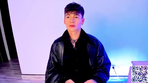 Axel online show from January 7, 1:30 am