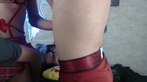 axel_milo_and_kairo online show from November 13, 8:52 pm