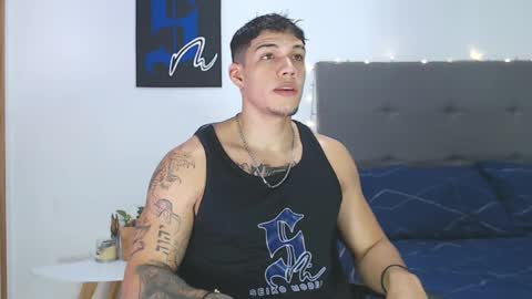 Snapshot of axel_taylor21 chatting on January 13, 4:50 am INDEPENDENT MODEL online show from January 13, 4:50 am